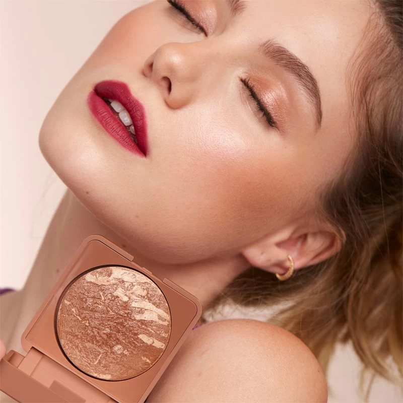 3INA The Bronzer Powder 3 3INA The Bronzer Powder – Image 3