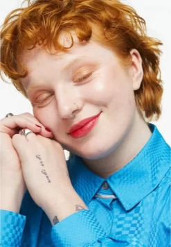 3INA The Tinted Moisturizer -Cela pourrait être cosmétique. 3ina the tinted moisturizer creme teintee hydratante spf 30 4