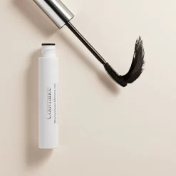 Avène Couvrance 7 Avène Couvrance -Cela pourrait être cosmétique. avene couvrance mascara pour yeux sensibles 2