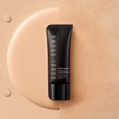 Bobbi Brown Skin Long Wear Fluid Powder Foundation -Cela pourrait être cosmétique. bobbi brown skin long wear fluid powder foundation fond de teint liquide fini mat spf 20 3