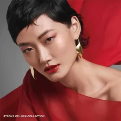 Bobbi Brown Stroke Of Luck Collection Luxe Metal Lipstick -Cela pourrait être cosmétique. bobbi brown stroke of luck collection luxe metal lipstick rouge a levres avec effet metallise 2