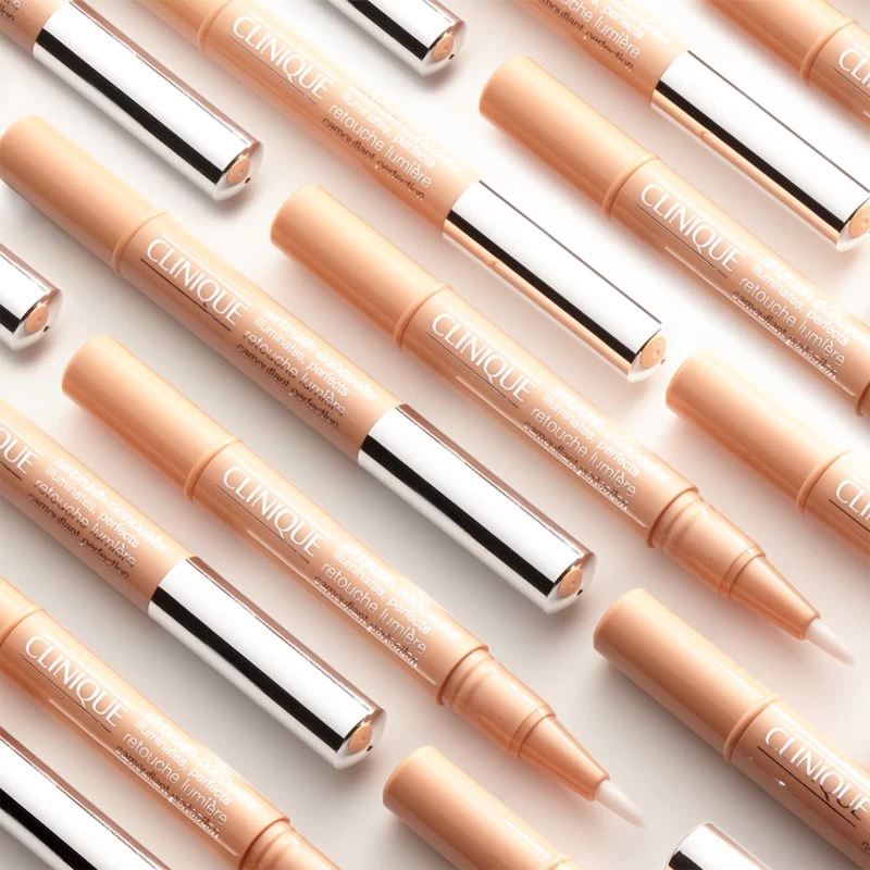 Clinique Airbrush Concealer™ 3 Clinique Airbrush Concealer™ – Image 3