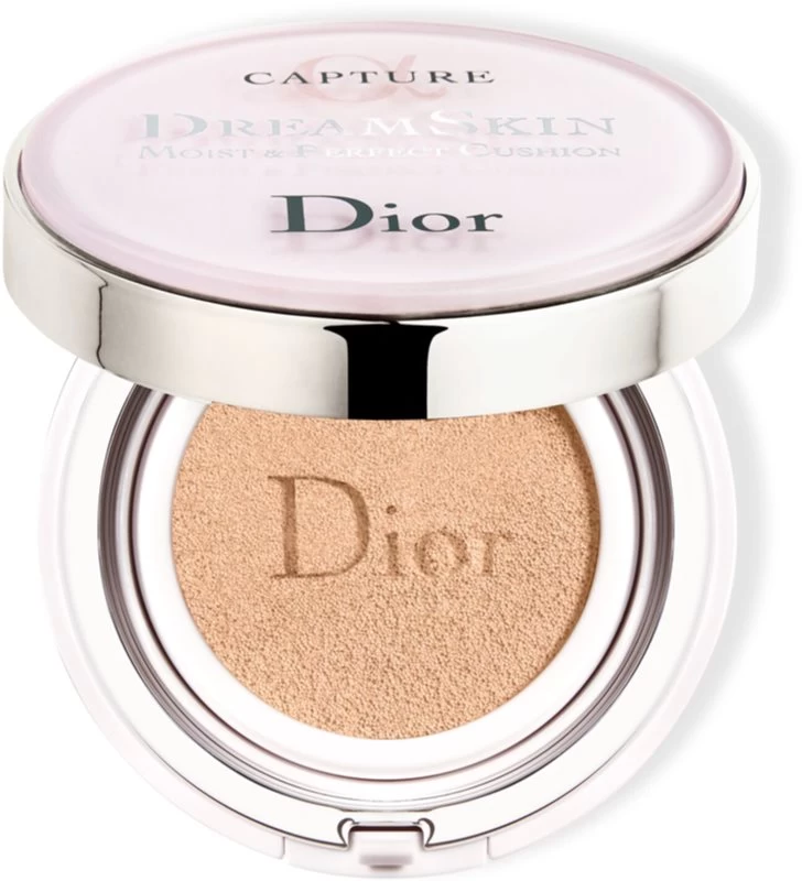 DIOR Capture Dreamskin Moist & Perfect Cushion 1 DIOR Capture Dreamskin Moist & Perfect Cushion