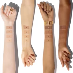 DIOR Dior Forever Natural Bronze 9 DIOR Dior Forever Natural Bronze -Cela pourrait être cosmétique. dior dior forever natural bronze poudre bronzante bonne mine 95 de pigments dorigine minerale 3