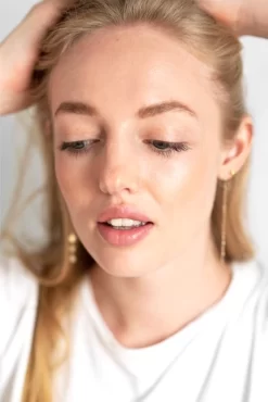 Ere Perez Wild Pansy 8 Ere Perez Wild Pansy -Cela pourrait être cosmétique. ere perez wild pansy baume a levres teinte 3