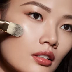 Estee Lauder Estée Lauder Futurist Aqua Brilliance™ -Cela pourrait être cosmétique. estee lauder futurist aqua brilliance base de teint illuminatrice pour un effet naturel 3