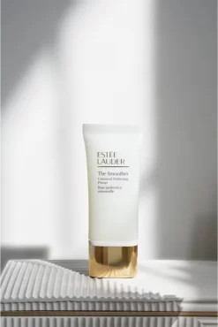 Estee Lauder Estée Lauder The Smoother Mini 8 Estee Lauder Estée Lauder The Smoother Mini -Cela pourrait être cosmétique. estee lauder the smoother mini base reductrice de pores 3