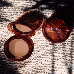 IsaDora Bronzing Powder 9 IsaDora Bronzing Powder -Cela pourrait être cosmétique. isadora bronzing powder bronzer 4