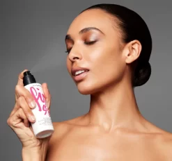 MAC Cosmetics Fix + Stay Over -Cela pourrait être cosmétique. mac cosmetics fix stay over spray fixateur de maquillage hydratant 2