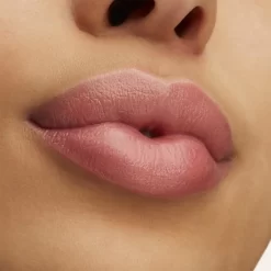 MAC Cosmetics Lustreglass Sheer-Shine Lipstick -Cela pourrait être cosmétique. mac cosmetics lustreglass sheer shine lipstick rouge a levres brillant 2