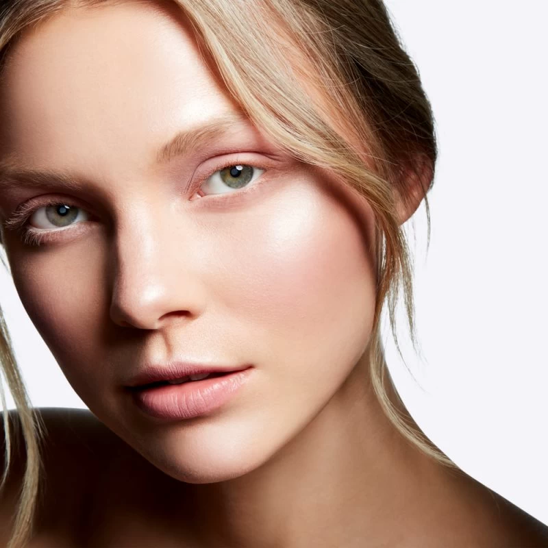 MAC Cosmetics Mineralize Skinfinish 3 MAC Cosmetics Mineralize Skinfinish – Image 3