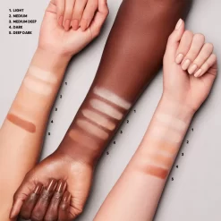 MAC Cosmetics Studio Fix Pro Set + Blur Weightless Loose Powder -Cela pourrait être cosmétique. mac cosmetics studio fix pro set blur weightless loose powder poudre fixatrice matifiante 4