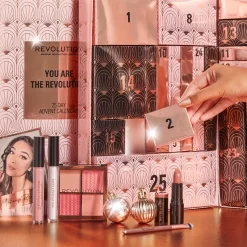 Makeup Revolution Advent Calendar You Are The Revolution -Cela pourrait être cosmétique. makeup revolution advent calendar you are the revolution calendrier de lavent 4