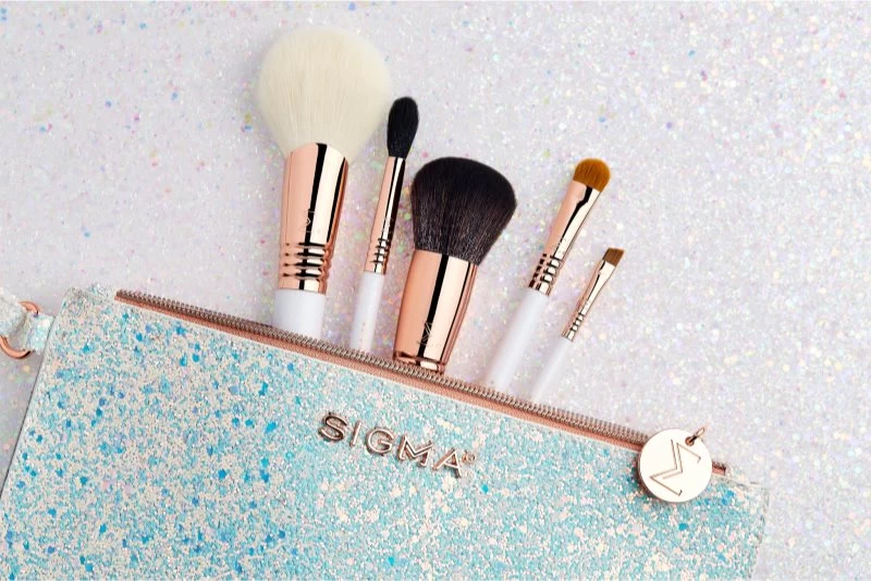 Sigma Beauty Holiday Glam Brush Set 2 Sigma Beauty Holiday Glam Brush Set – Image 2