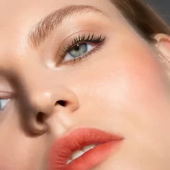 Smashbox Super Fan Mascara 9 Smashbox Super Fan Mascara -Cela pourrait être cosmétique. smashbox super fan mascara mascara pour des cils courbes et separes 2