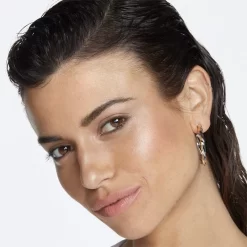 Smashbox X Becca Shimmering Skin Perfector Pressed Highlighter Mini 7 Smashbox X Becca Shimmering Skin Perfector Pressed Highlighter Mini -Cela pourrait être cosmétique. smashbox x becca shimmering skin perfector pressed highlighter mini enlumineur 3