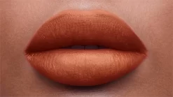 Yves Saint Laurent Rouge Pur Couture The Slim Glow Matte -Cela pourrait être cosmétique. yves saint laurent rouge pur couture the slim glow matte rouge a levres mat hydratant brillance 2