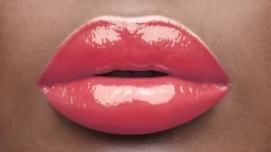 Yves Saint Laurent Vernis À Lèvres Glossy Stain 5 Yves Saint Laurent Vernis À Lèvres Glossy Stain -Cela pourrait être cosmétique. yves saint laurent vernis a levres glossy stain brillant et rouge a levres longue tenue 2 en 1 1